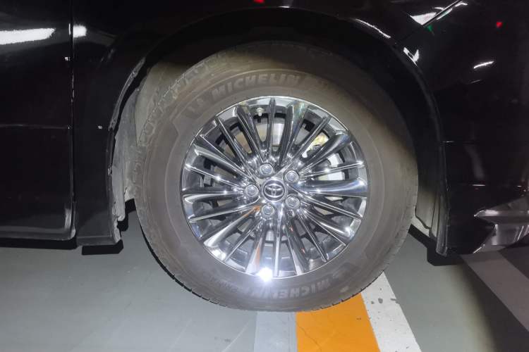 Used Toyota Vellfire 2020 Dual-Engine 2.5L HV Prestige Edition Right Front Wheel Hub