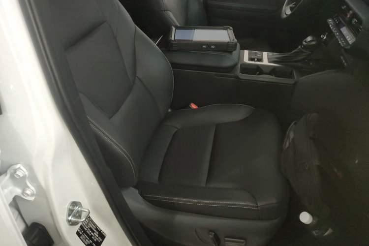 Used Toyota Prado 2024 2.4T All-Terrain TX Version 5 Seats Right Front Seat