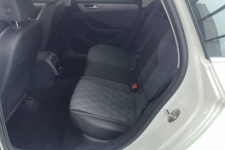 Used Volkswagen Sagitar 2023 300TSI DSG Excellence Edition Left Rear Seat