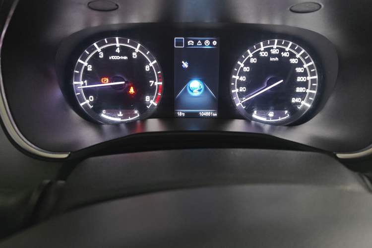 Used CHANGAN Raeton CC 2018 1.5T Manual Elegant Model China V Standard Odometer Close Up