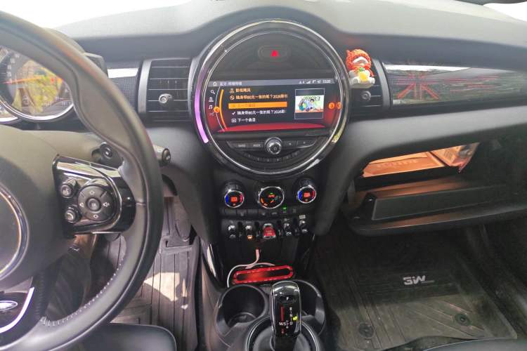 Used MINI 2019 2.0T COOPER S Artist Audio And AC Panel