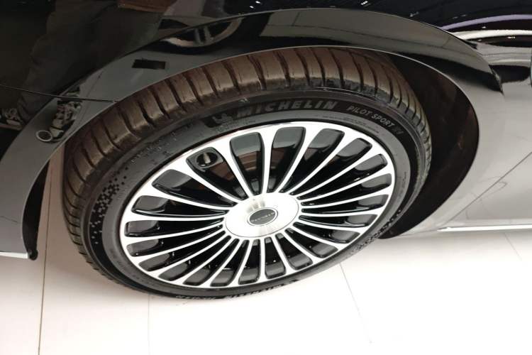 Used Hima Stelato S9 2025 Extended-Range Ultra
