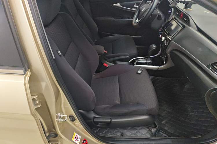 Used Honda Crider 2016 1.8L CVT Luxury Edition
