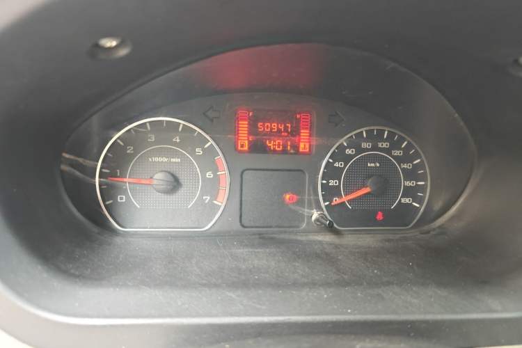 Used Wuling Rongguang V 2018 1.5L Practical Version Instrument Cluster