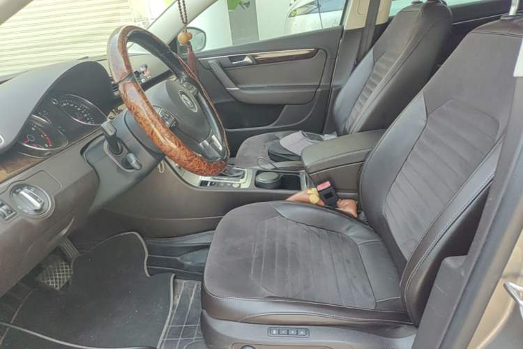 Used Volkswagen Magotan 2015 Travel Edition 2.0 TSI Comfort Version