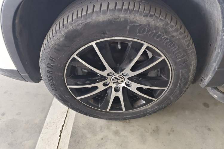 Used Volkswagen Tiguan L 2014 1.8TSI Automatic 2WD 30th Anniversary Edition