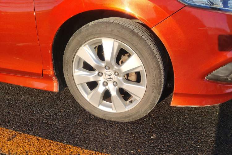 Used Honda Jade 2016 1.8L Automatic Comfort Elite Version 5 Seats