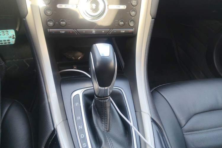 Used Ford Mondeo 2013 2.0L GTDi 200 Fashion Edition