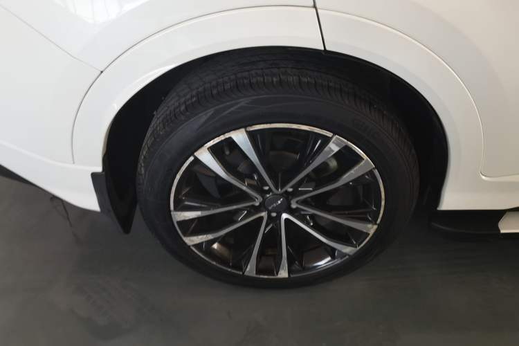 Used JETOUR X70 PLUS 2021 1.6T DCT Base 5-Seater
