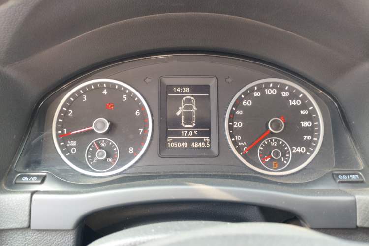 Used Volkswagen Tiguan 2013 1.8TSI Manual Two-Wheel Drive Trend Edition Instrument Cluster