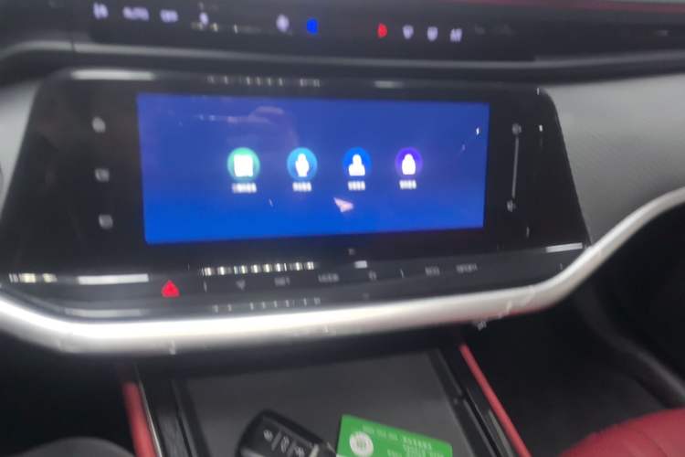 Used Dongfeng Aeolus Yixuan MAX 2021 1.5T Ultra-Stylish Trendsetter Edition Audio And AC Panel