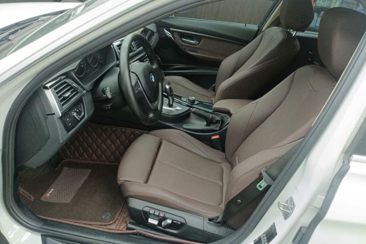 Used BMW 3 Series 2018 320Li Fashion Model
