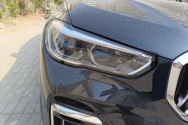 Used BMW X5 2022 xDrive 30Li Luxury M Sport Package
