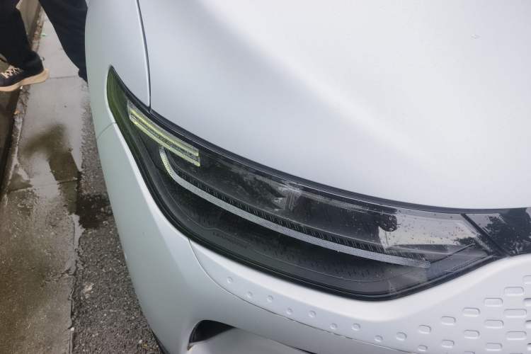 Used Leapmotor C11 2024 Range-Extended 300 LiDAR Edition Right Front Headlight