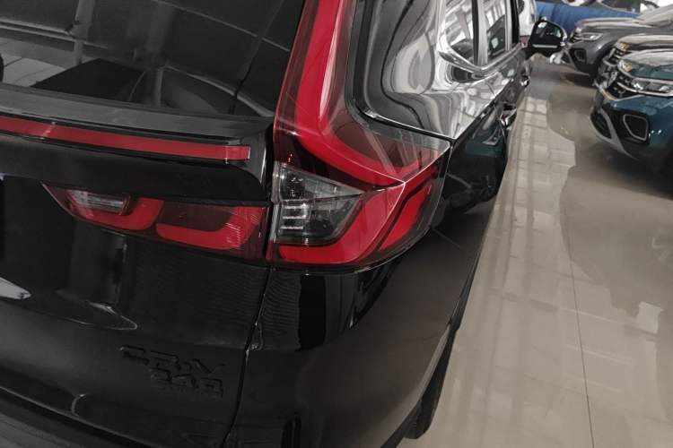 Used Honda CR-V 2023 240TURBO Two-Wheel Drive Deluxe Edition 7 Seats