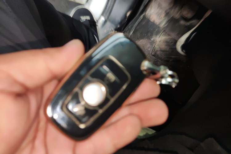 Used Haval H6 2013 Upgraded Model 1.5T Manual Two-Wheel Drive Elite Version
