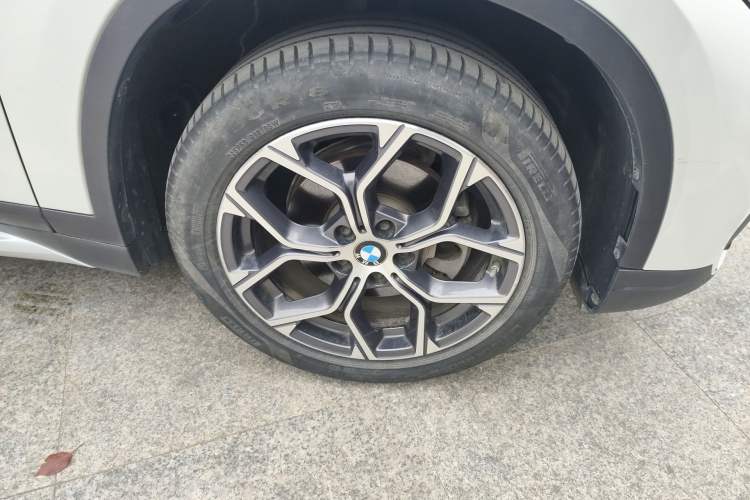 Used BMW X1 2021 sDrive20Li Premium Edition Right Front Wheel Hub