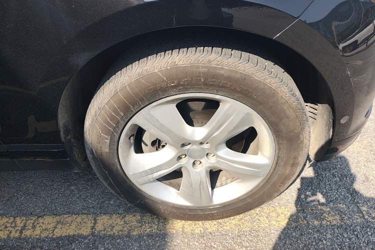 Used Land Rover Range Rover Velar 2021 P250 model
