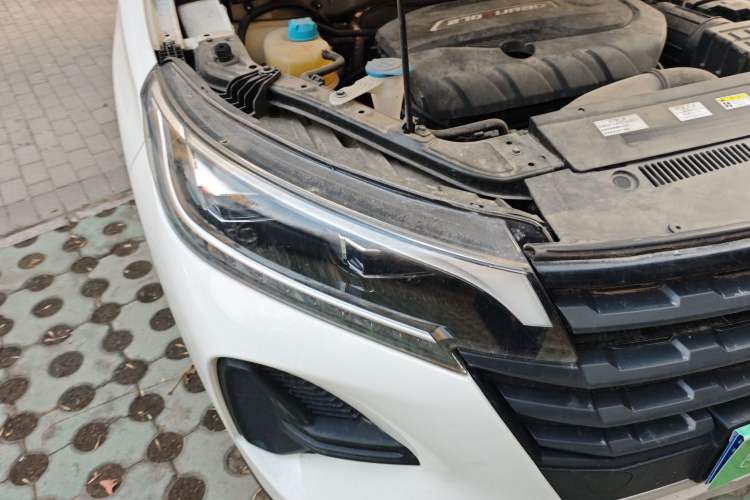 Used GAC Trumpchi GS4 2020 270T Automatic Elite Tech Edition Right Front Headlight