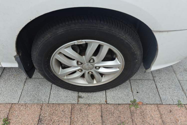 Used Hyundai Celesta 2011 1.6L Manual Comfort Edition
