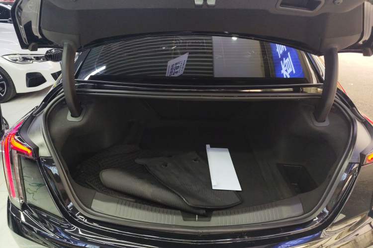 Used Cadillac CT5 2022 28T Platinum Edition