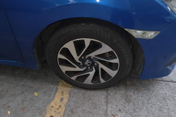 Used Honda Civic 2016 220TURBO CVT Luxury Edition