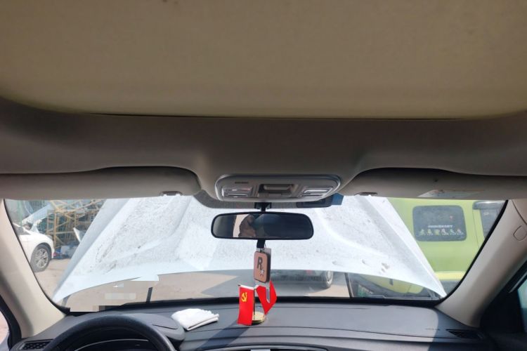 Used Geely Auto Emgrand X7 Sport 2018 1.8TD Automatic Two-Wheel Drive Smart Connect 4G Internet Edition Headliner