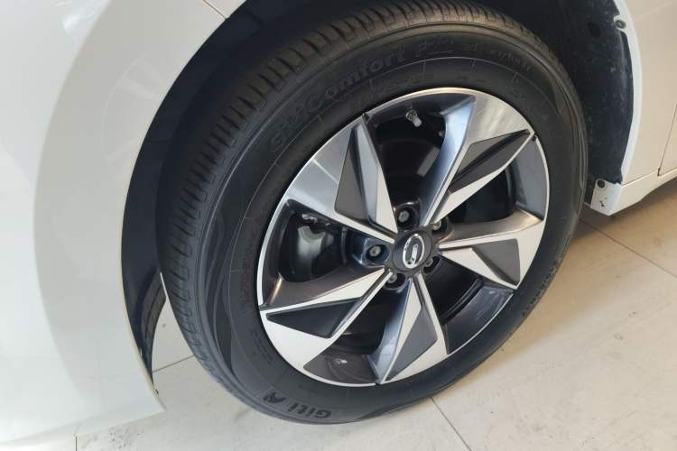 Used GAC Trumpchi M6 2023 PRO 270T DCT Luxury Edition
