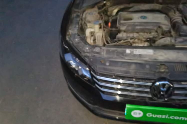 Used Volkswagen Passat 2014 1.8TSI DSG Prestige Edition Right Front Headlight