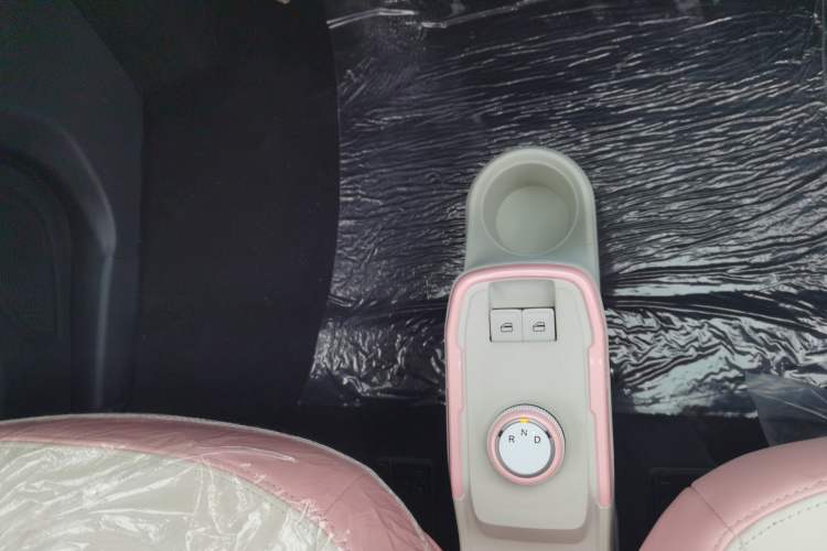 Used Chery QQ Ice Cream 2022 Taohuanxi Sweet Peach Edition