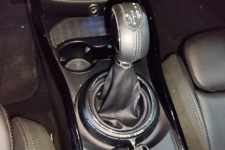 Used MINI Clubman 2016 Revised Version 1.5T COOPER Connoisseur Edition