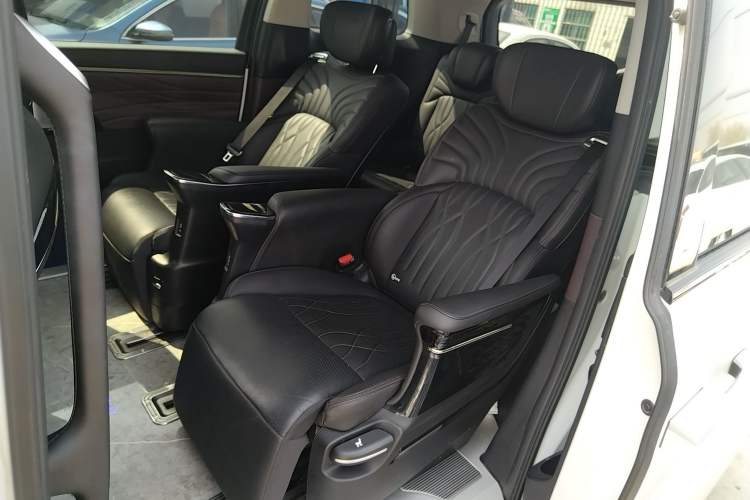 Used GAC Trumpchi M8 2023 Zongshi Series 400T Ultimate Edition Left Rear Seat