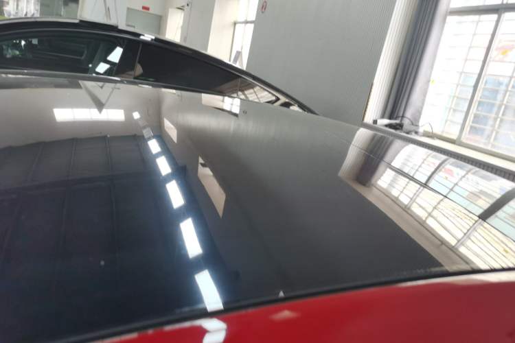 Used Tesla Model 3 2022 Rear-Wheel-Drive Version Roof