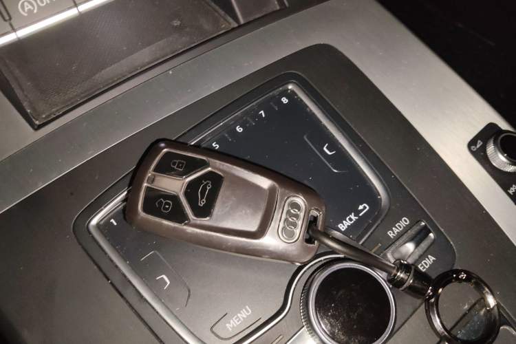 Used Audi Q5L 2020 Updated 40 TFSI Prestige Fashion Edition