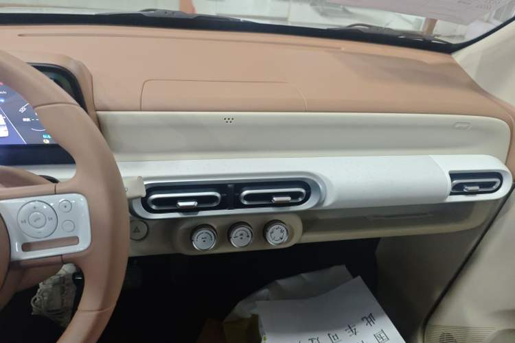 Used Wuling Hongguang MINIEV 2024 3rd Generation 215km Youth Edition
