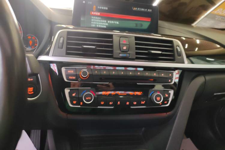 Used BMW 3 Series 2018 320Li Leading Model M Sport Package
