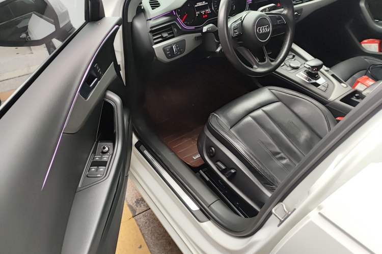 Used Audi A4L 2018 30th Anniversary Edition 40 TFSI Trendy Model