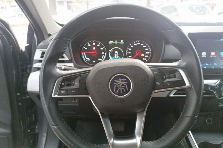 Used BYD Qin New Energy 2019 High-Range Luxury Model Steering Wheel