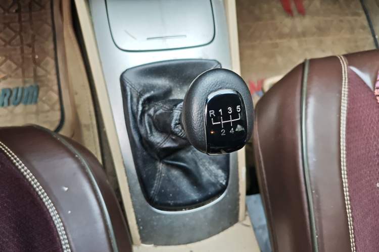 Used Buick Excelle 2013 1.5L Manual Classic Model