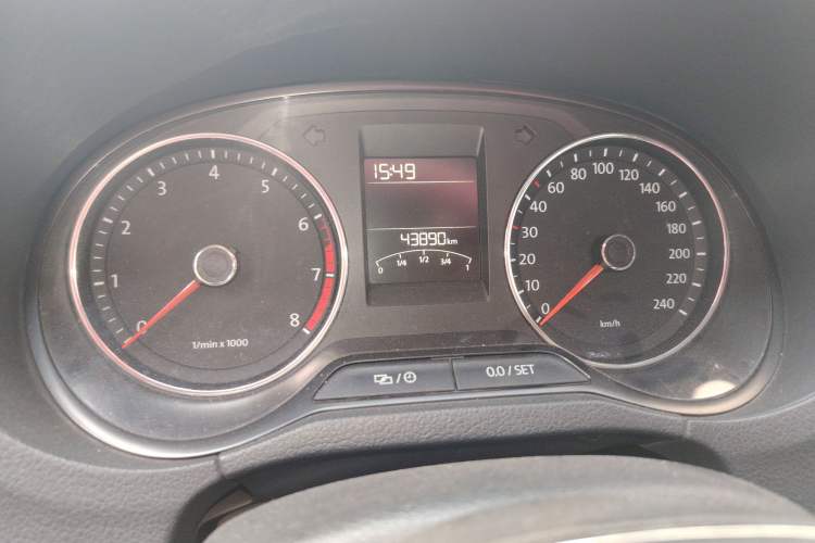 Used Volkswagen Polo 2014 1.6L Automatic Luxury Edition
