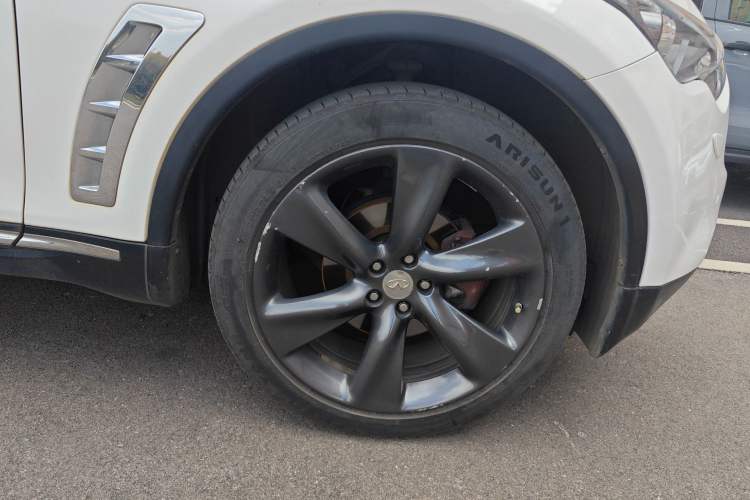 Used Infiniti FX 2011 FX35 Jinshang Overdrive Edition Right Front Wheel Hub