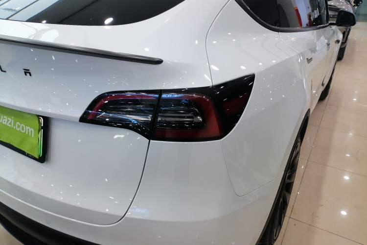 Used Tesla Model Y 2022 Rear-Wheel-Drive Version