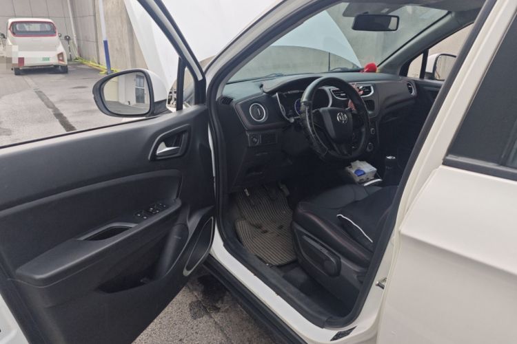 Used Brilliance V3 2016 1.5L Manual Comfort Model
