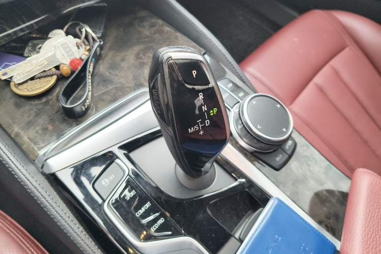 Used BMW 5 Series 2018 Restyled 530Li Leading Edition M Sport Package
