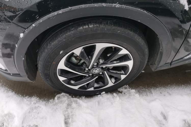 Used Toyota IZOA 2021 2.0L Yidong Edition
