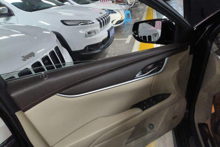 Used Cadillac XTS 2015 28T Comfort Model