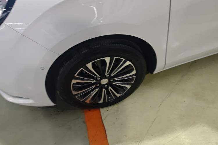 Used Buick GL8 2020 ES Land Cruiser 653T Luxury Model
