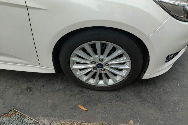 Used Ford Focus 2018 Hatchback Classic EcoBoost 180 Automatic Sport Edition
