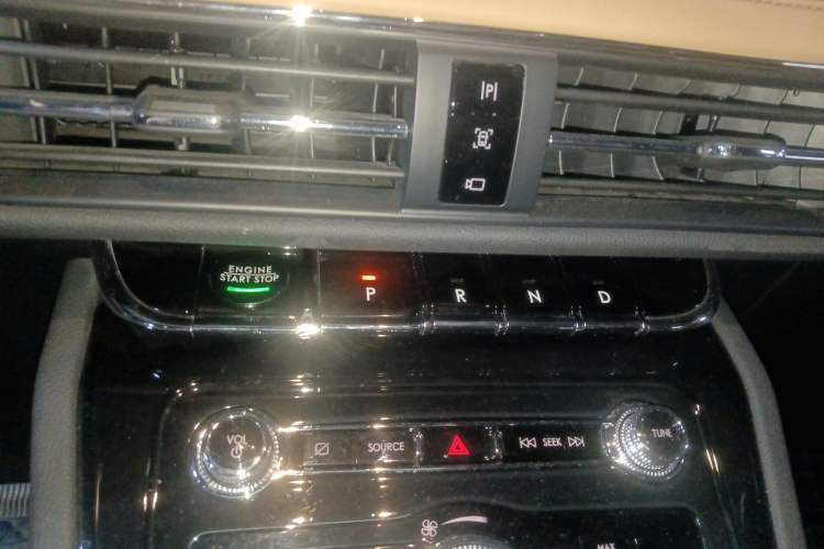 Used Lincoln Corsair 2022 2.0T Two-Wheel Drive Luxury Edition