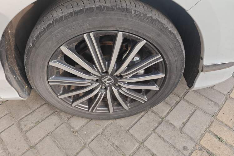 Used Honda Elysion 2024 2.0L eHEV Luxury Edition Right Front Wheel Hub